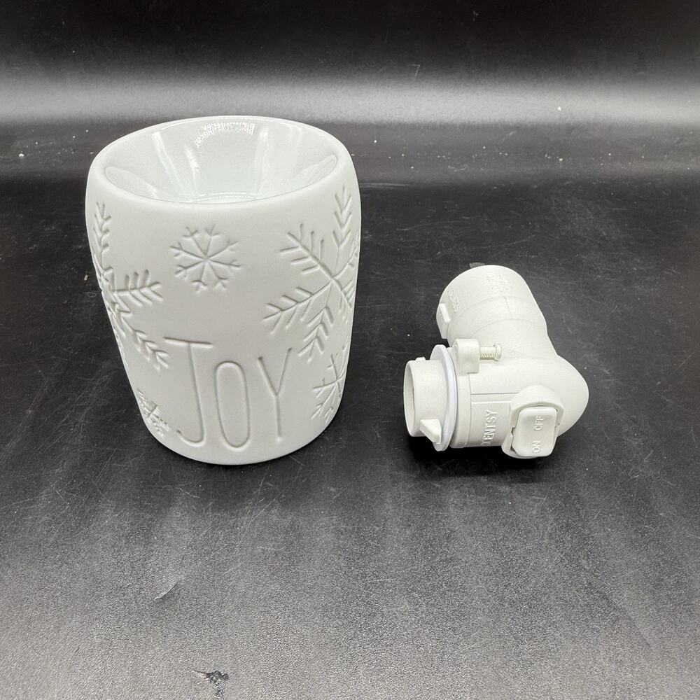 SCENTSY PLUG IN WARMERS Spirit Of Joy Christmas Snowflake Tested Working